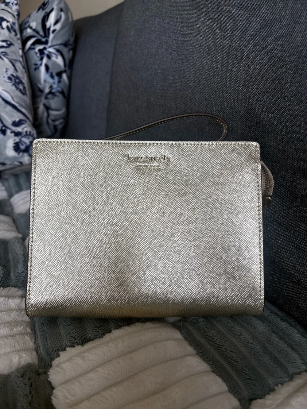 kate spade Metallic Gold clutch Bag - Picture 3 of 6